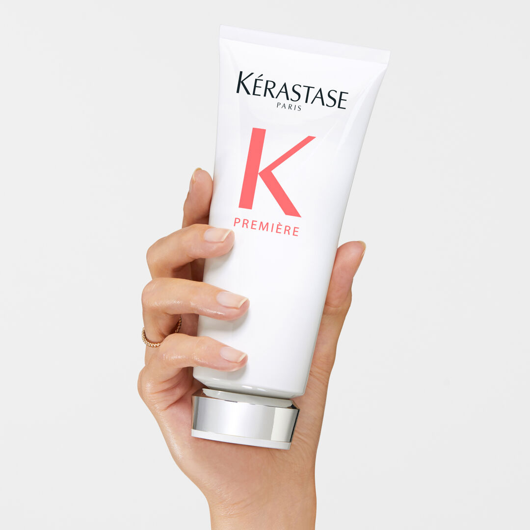 kerastase-premiere-fondant-fluidite-repairing-conditioner-in-hand.jpg