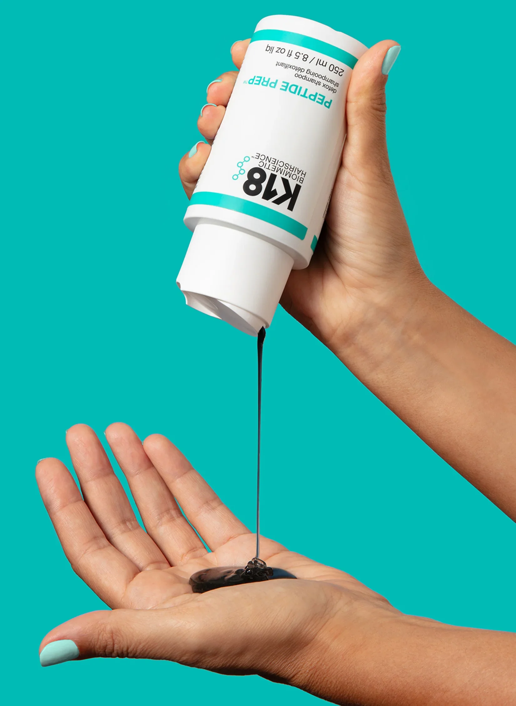 Detox_InHand_1920x_6a1f0f69-8ea1-4a6a-9c02-cce943ea61bf
